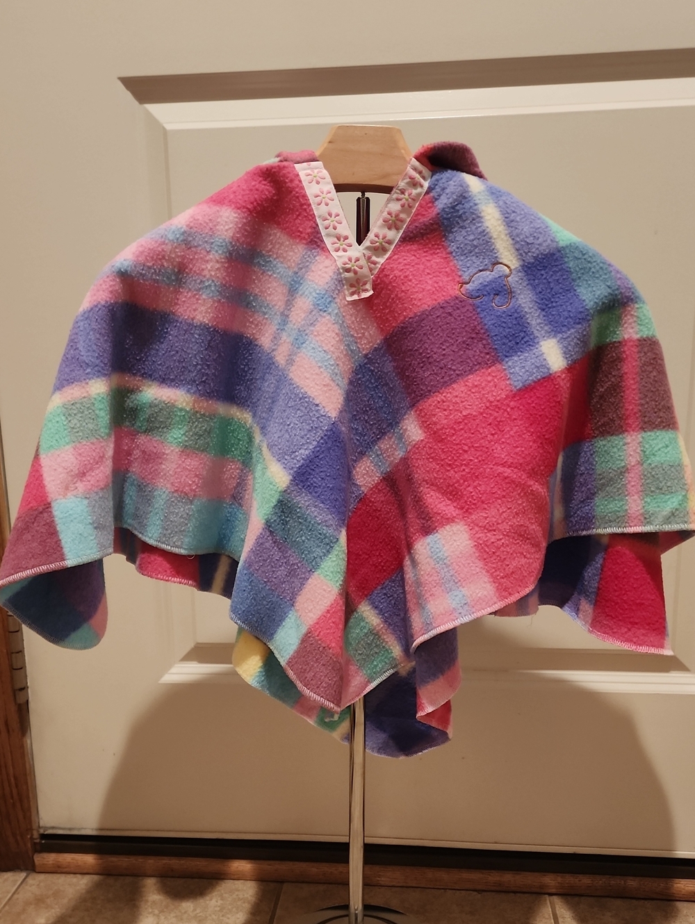 Baby J's Toddler/Infant Hooded Fleece Outerwear Poncho / Car Seat Cape